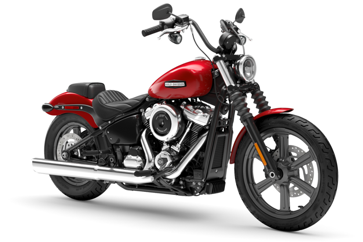 STREET BOB™